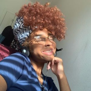 Meet your Posher, Alyza